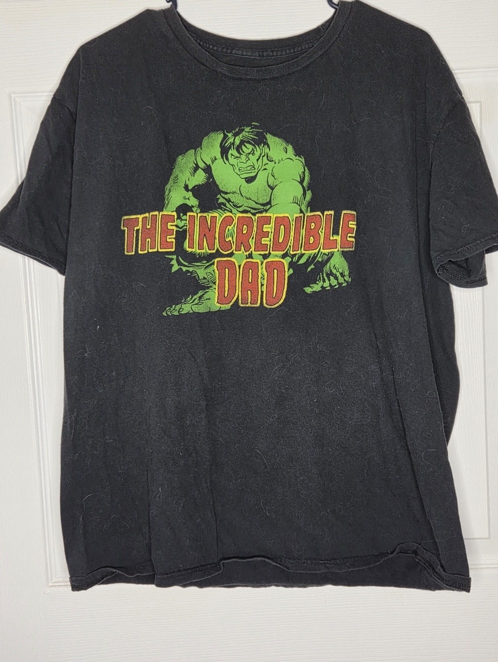 Marvel "Hulk The Incredible Dad" Tshirt Mens Size XL